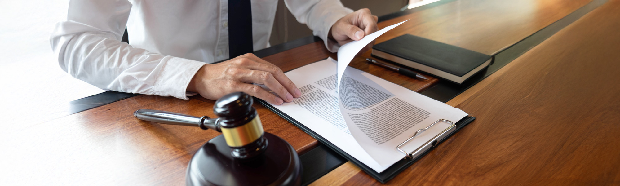 consultation of lawyers in doing business or judging cases according to justice image